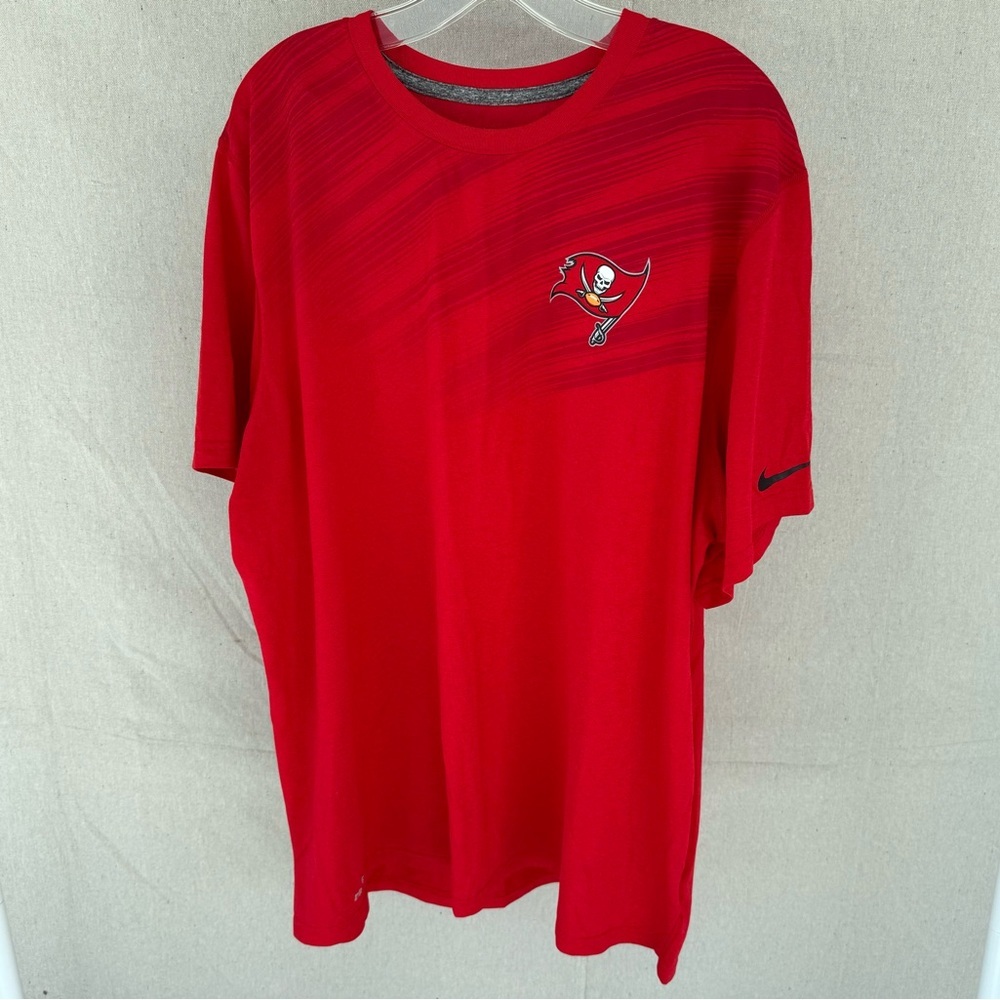 Nike NFL Team Apparel Tampa Bay Buccaneers Red Dri-Fit Shirt Size XXL - Picture 6 of 6